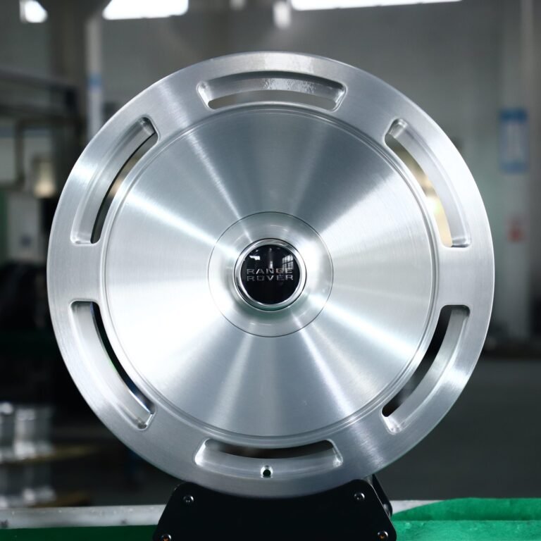 Rolls-Royce Ghost wheels – Brushed Silver Full-Face, front view