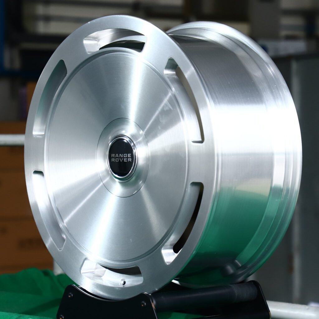 5x112 wheels – Brushed Silver Full-Face, side view