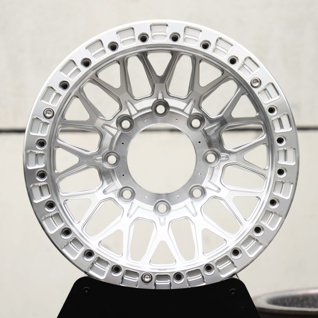 Ford F-250 Super Duty wheels – Brushed Silver Mesh, front view