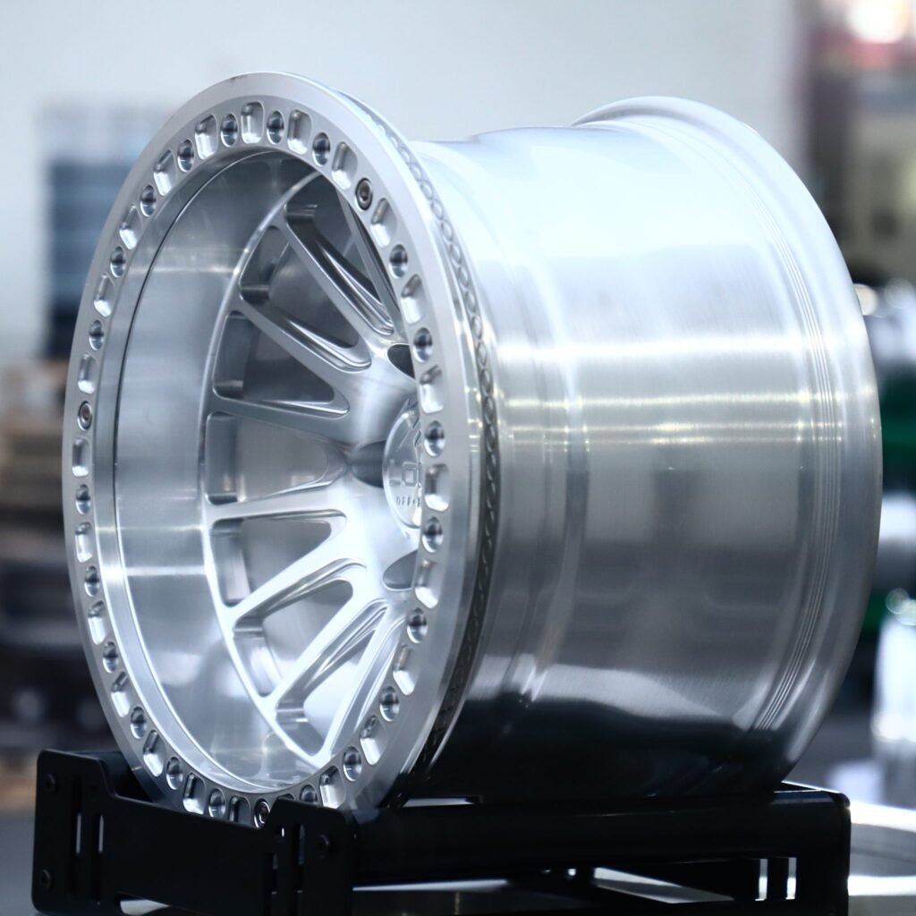6x135 wheels – Brushed Silver Multi-Spoke, side view