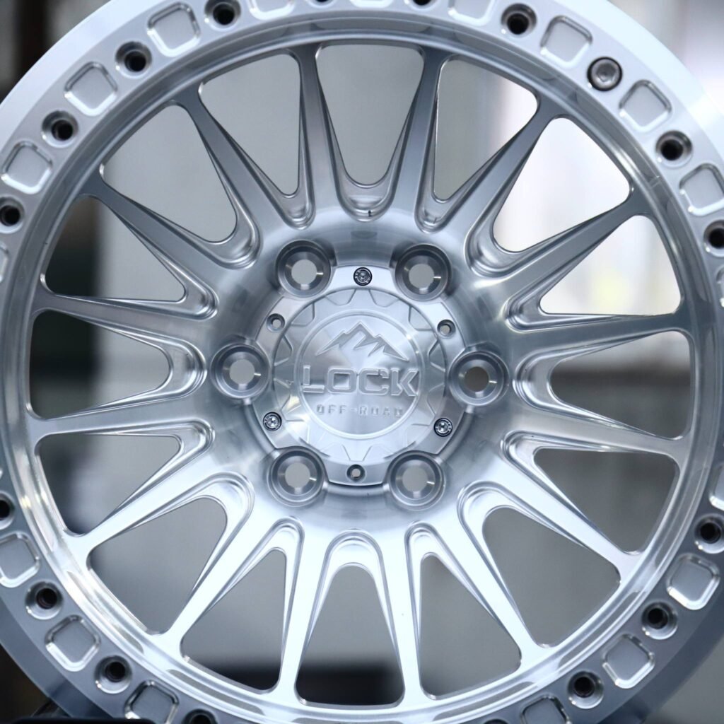 Toyota 4Runner wheels – Brushed Silver Multi-Spoke, lip and barrel detail