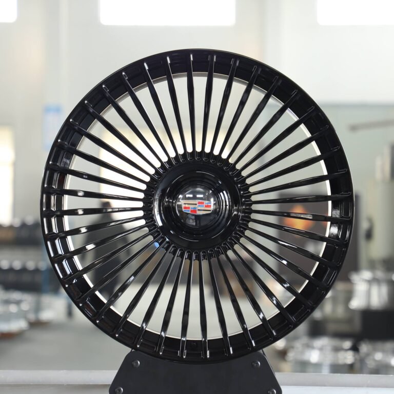 Cadillac CT5 wheels – Matte Silver Multi-Spoke, front view