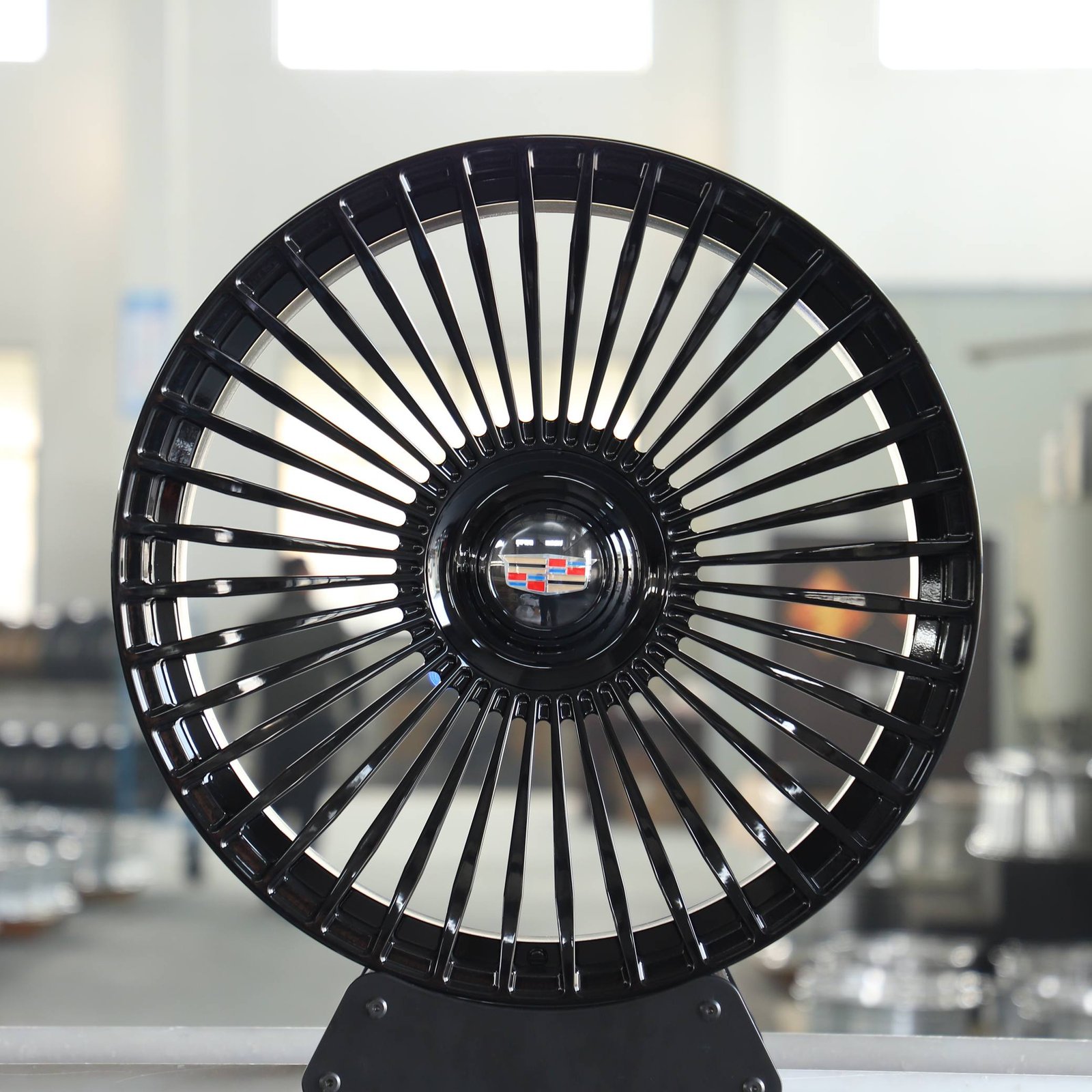 Cadillac CT5 wheels – Matte Silver Multi-Spoke, front view