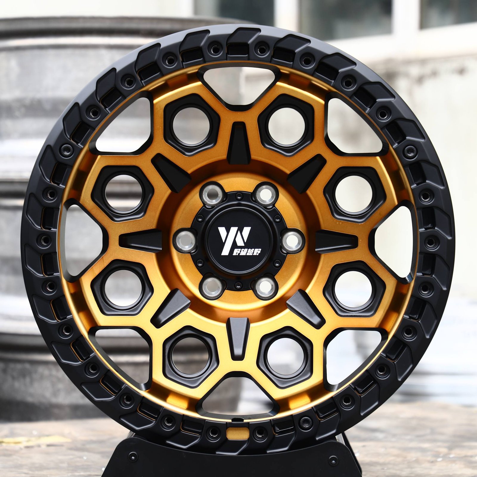 Chevrolet Silverado 1500 wheels – Bronze / Black Hex Beadlock, front view