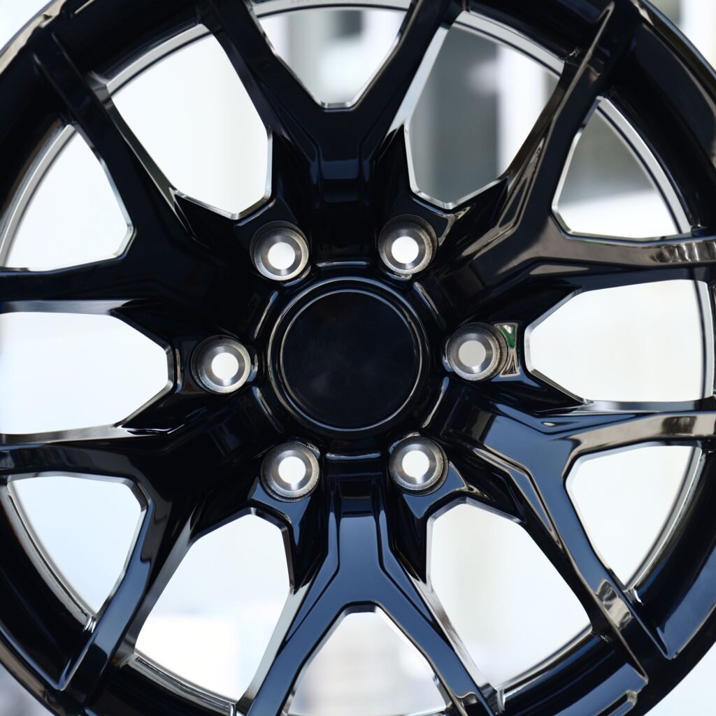 Toyota 4Runner wheels – Gloss Black Machined Multi-Spoke, lip and barrel detail