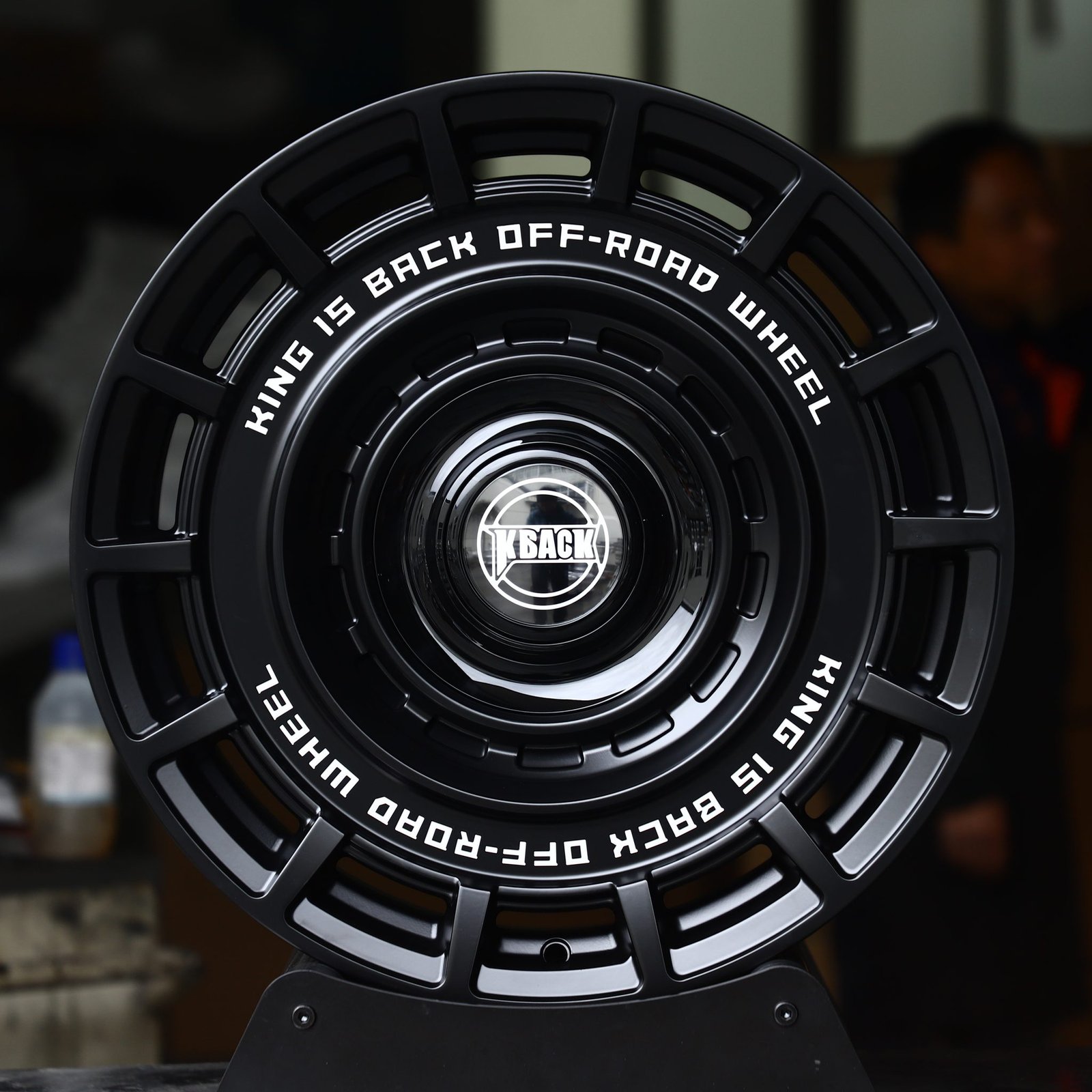 Chevrolet Silverado 1500 wheels – Gloss Black Slotted Full-Face, front view