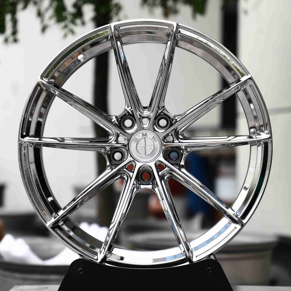 Toyota GR86 wheels – Chrome 10-Spoke, front view