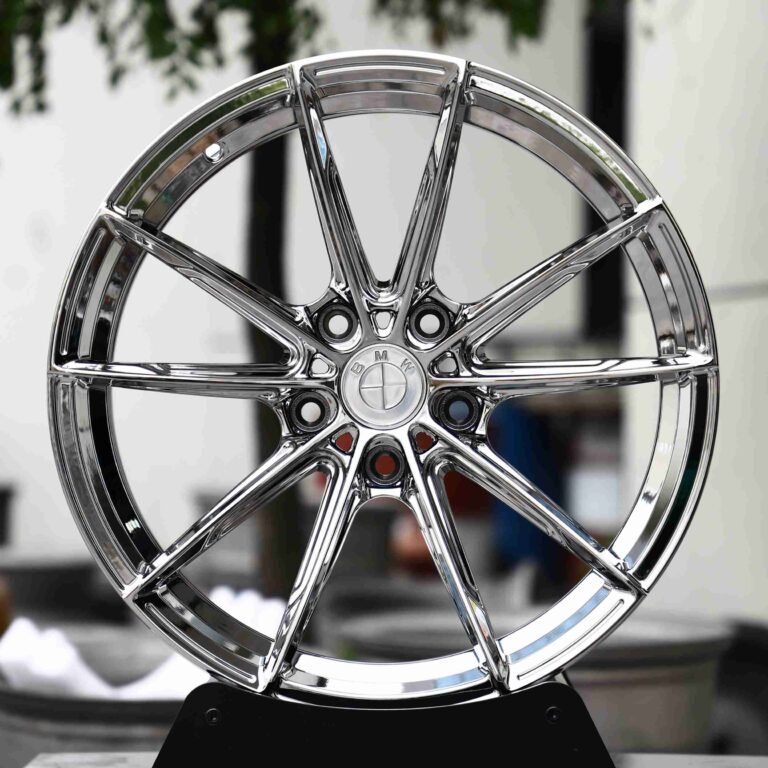 Toyota GR86 wheels – Chrome 10-Spoke, front view