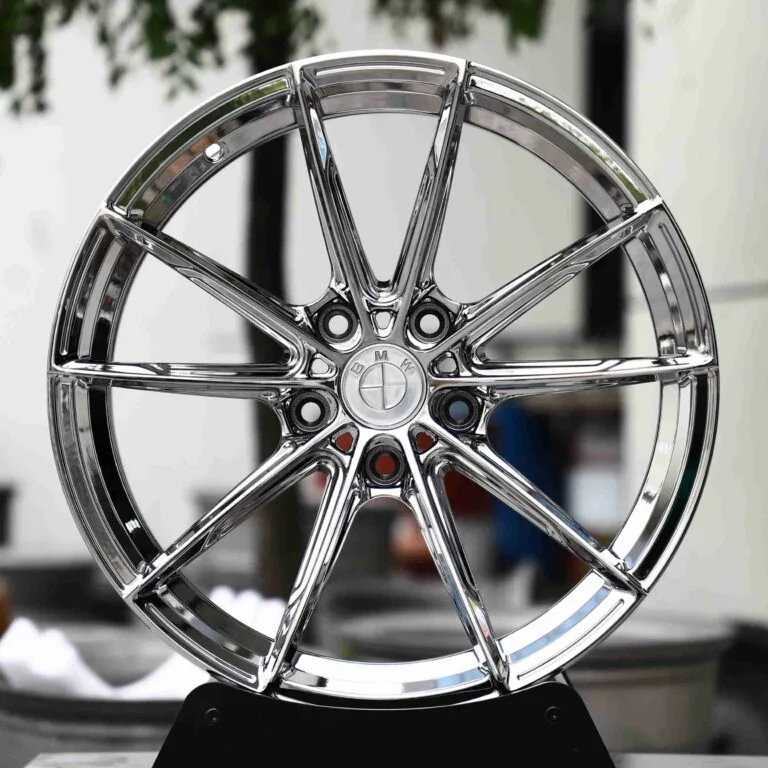 Toyota GR86 wheels – Chrome 10-Spoke, front view