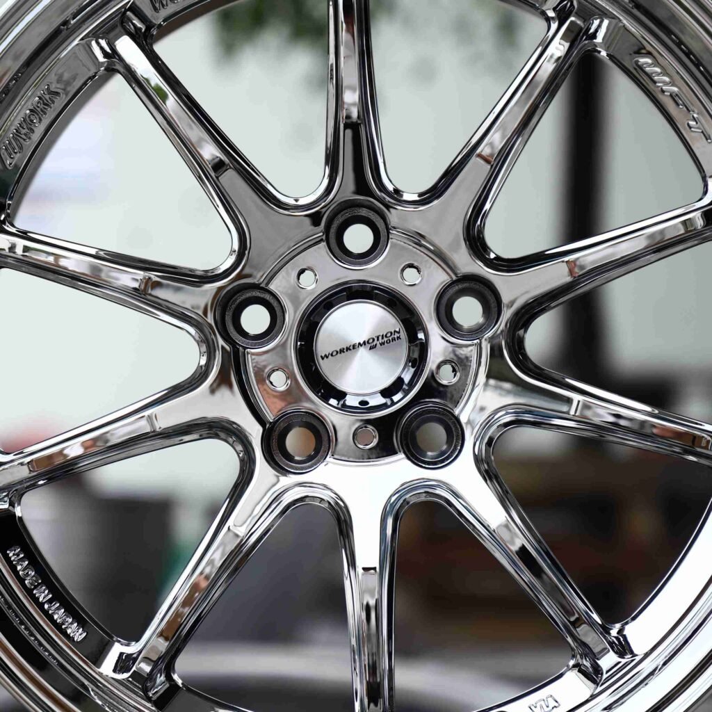 BMW M4 F82 wheels – Chrome 10-Spoke, lip and barrel detail