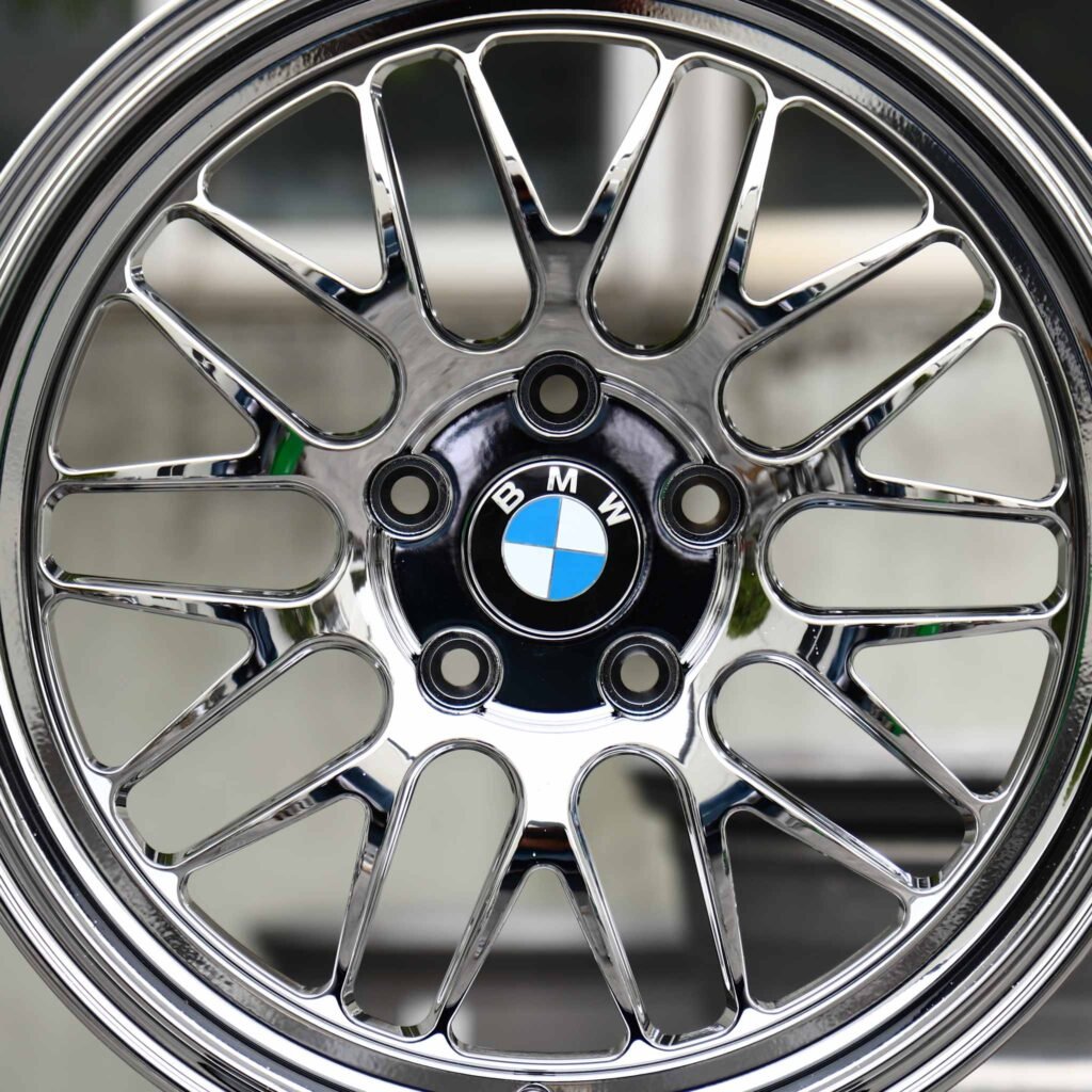 BMW M4 F82 wheels – Chrome 10 Y-Spoke Deep Lip, lip and barrel detail