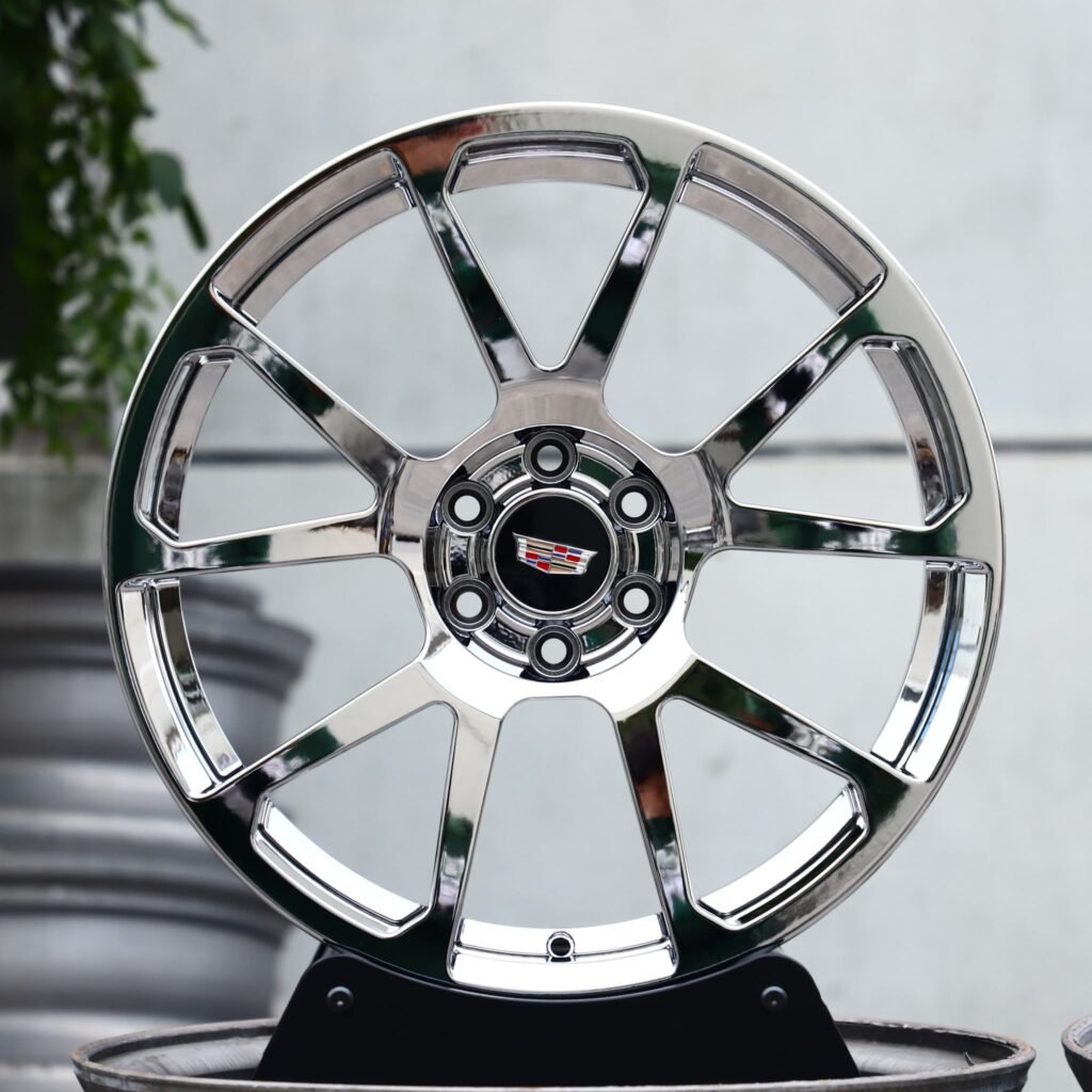 Внедорожный, хром — Cadillac Escalade