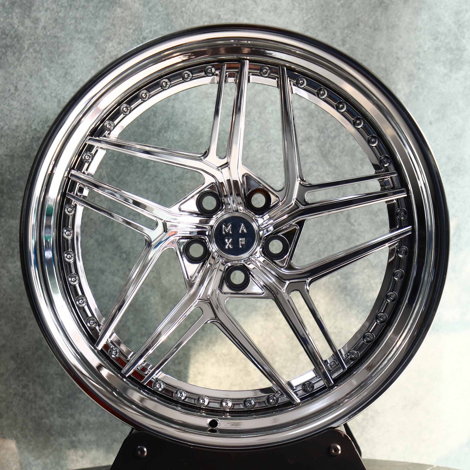 Audi R8 wheels – Chrome 7 Split-Spoke Deep Dish 2-Piece, front view