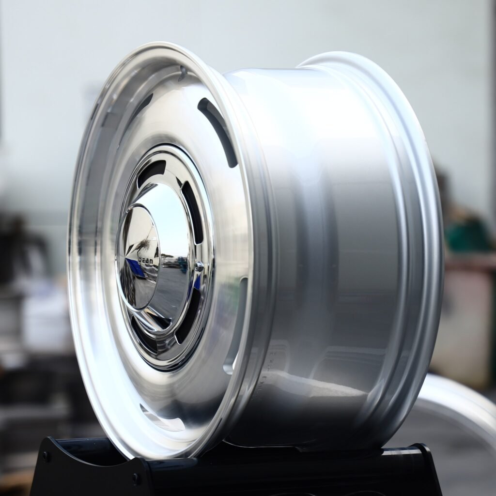 5x127 wheels – Chrome Aero Dish, side view