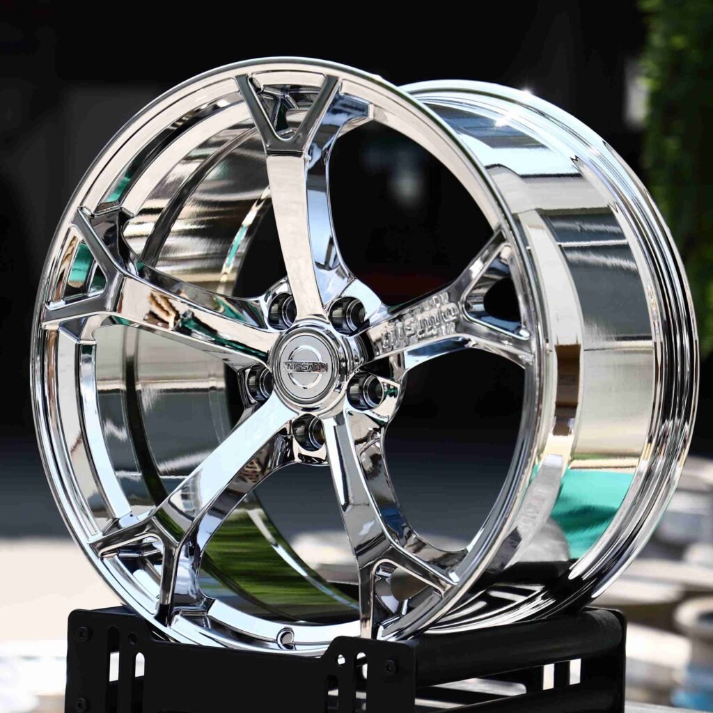 Nissan 370Z wheels – Chrome, angled view