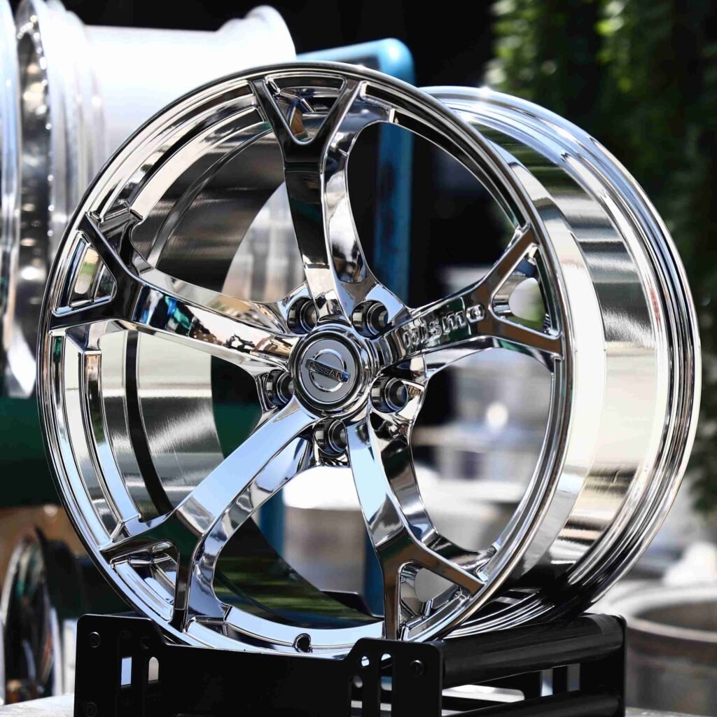Nissan 370Z wheels – Chrome, angled view