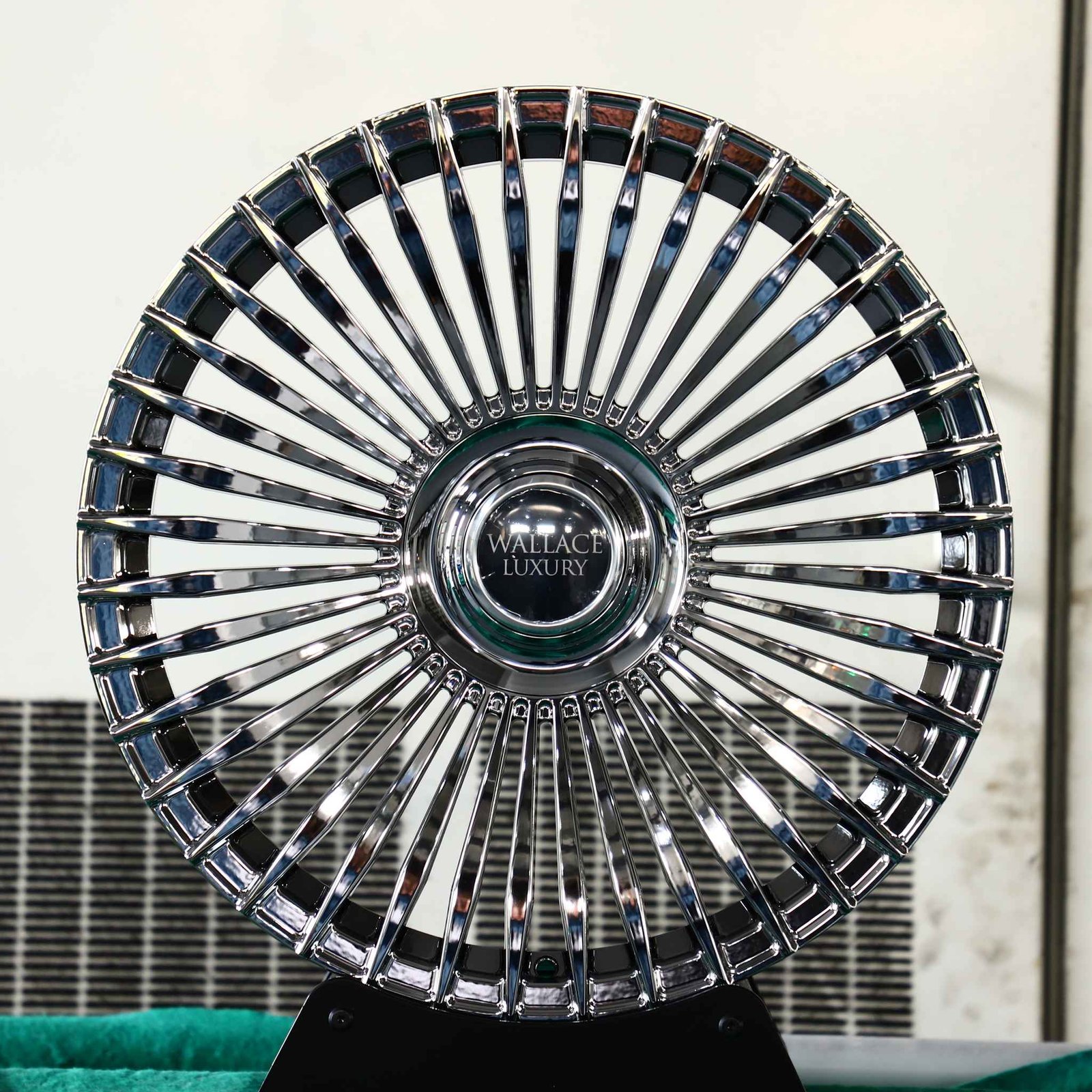 Porsche 911 wheels – Chrome Multi-Spoke, front view