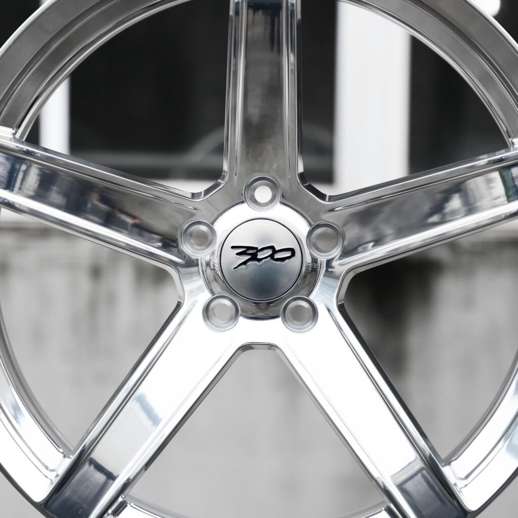 Chrysler 300 wheels – Polished 5-Spoke (Chrysler OEM-Style), lip and barrel detail