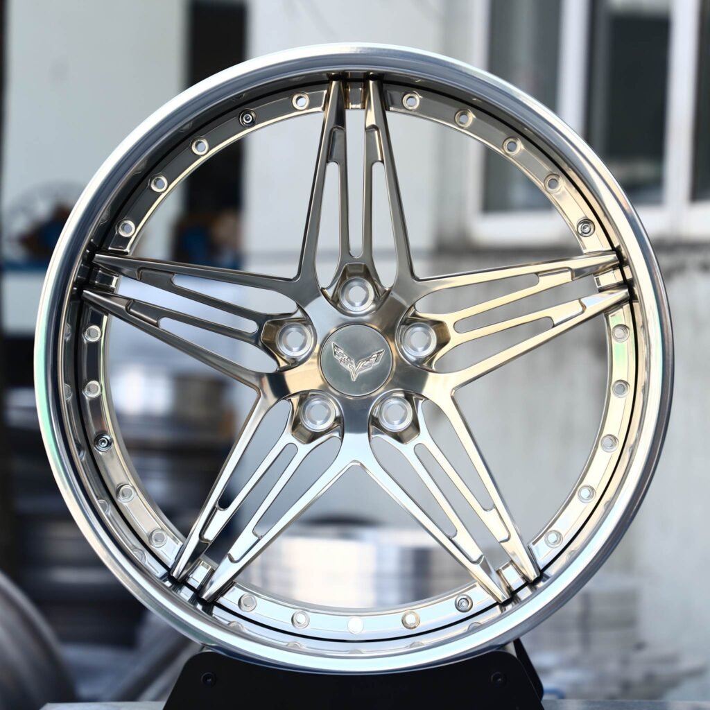 Chevrolet Corvette C7 wheels – Mirror Polished 5 Y-Spoke Deep Lip 2-Piece (Corvette OEM-Style), front view