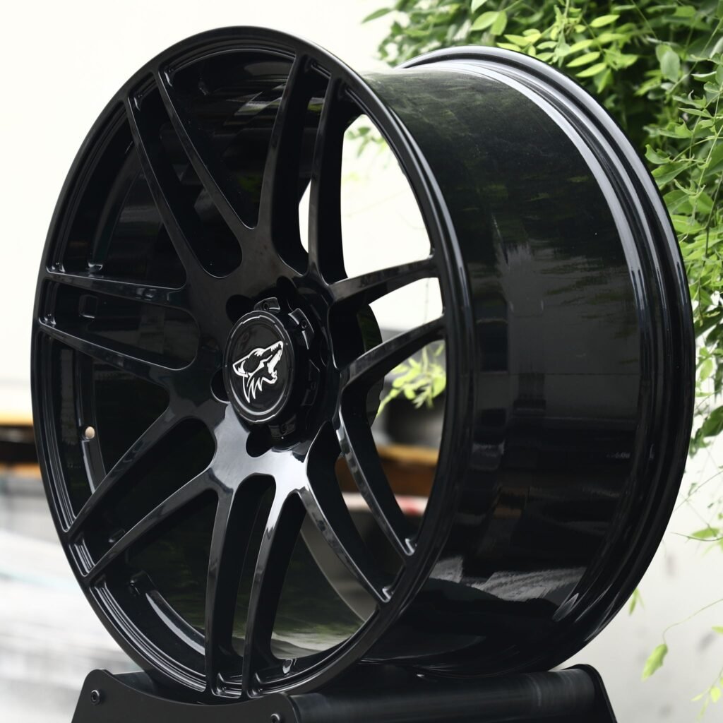 6x139.7 wheels – Gloss Black Mesh Y-Spoke (Coyote-Style), side view
