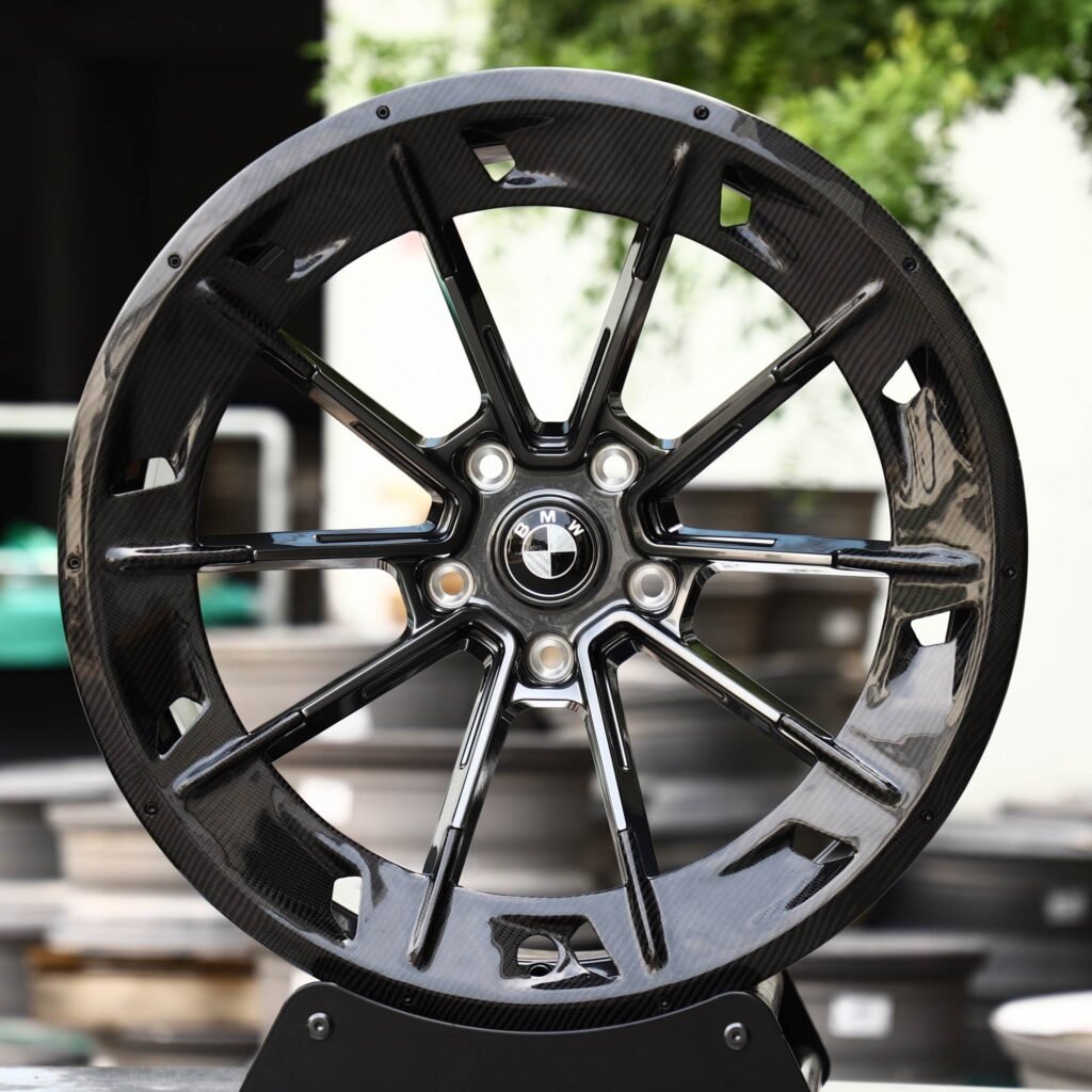 Custom Finish 10-Spoke Carbon Fibre Forged Wheels – BMW M3 / BMW M5 Fitment (5-Lug)