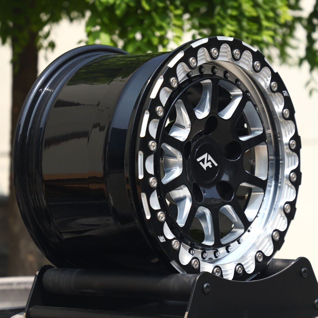 Dodge Challenger wheels – 10-Spoke Mesh Mirror Milled, lip and barrel detail