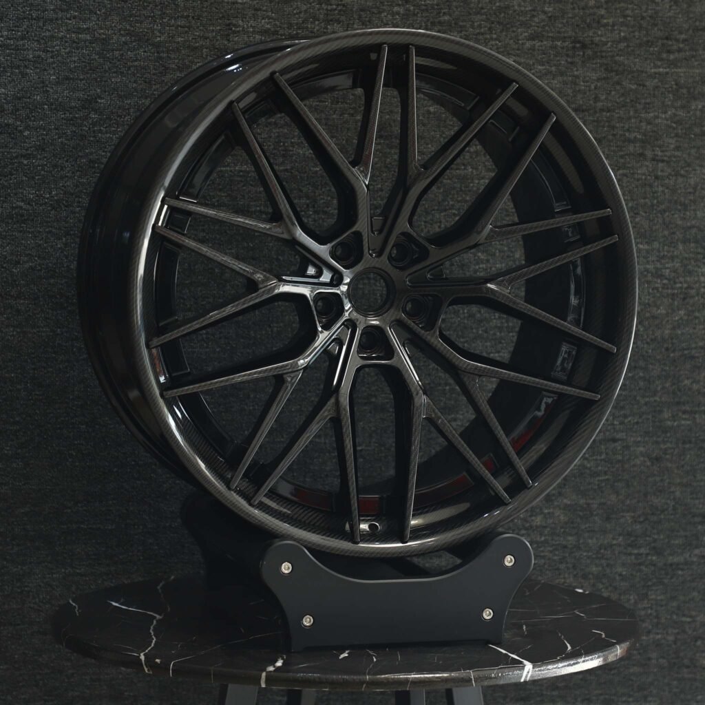 Porsche 911 wheels – Custom Finish 10 Y-Spoke Carbon Fibre, front view
