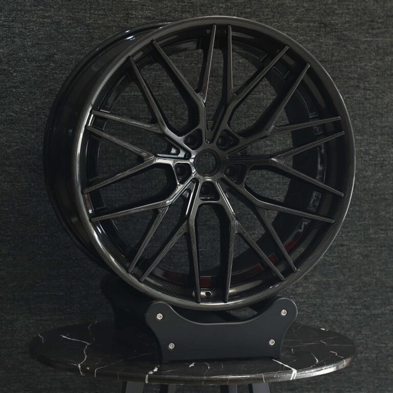 Porsche 911 wheels – Custom Finish 10 Y-Spoke Carbon Fibre, front view