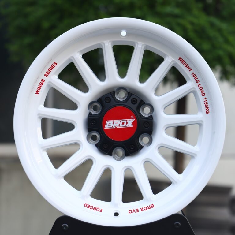 Toyota 4Runner wheels – Custom Finish 15-Spoke, front view