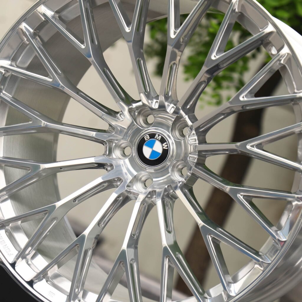 BMW M4 F82 wheels – Custom Finish 15 Y-Spoke Mirror Polished, lip and barrel detail