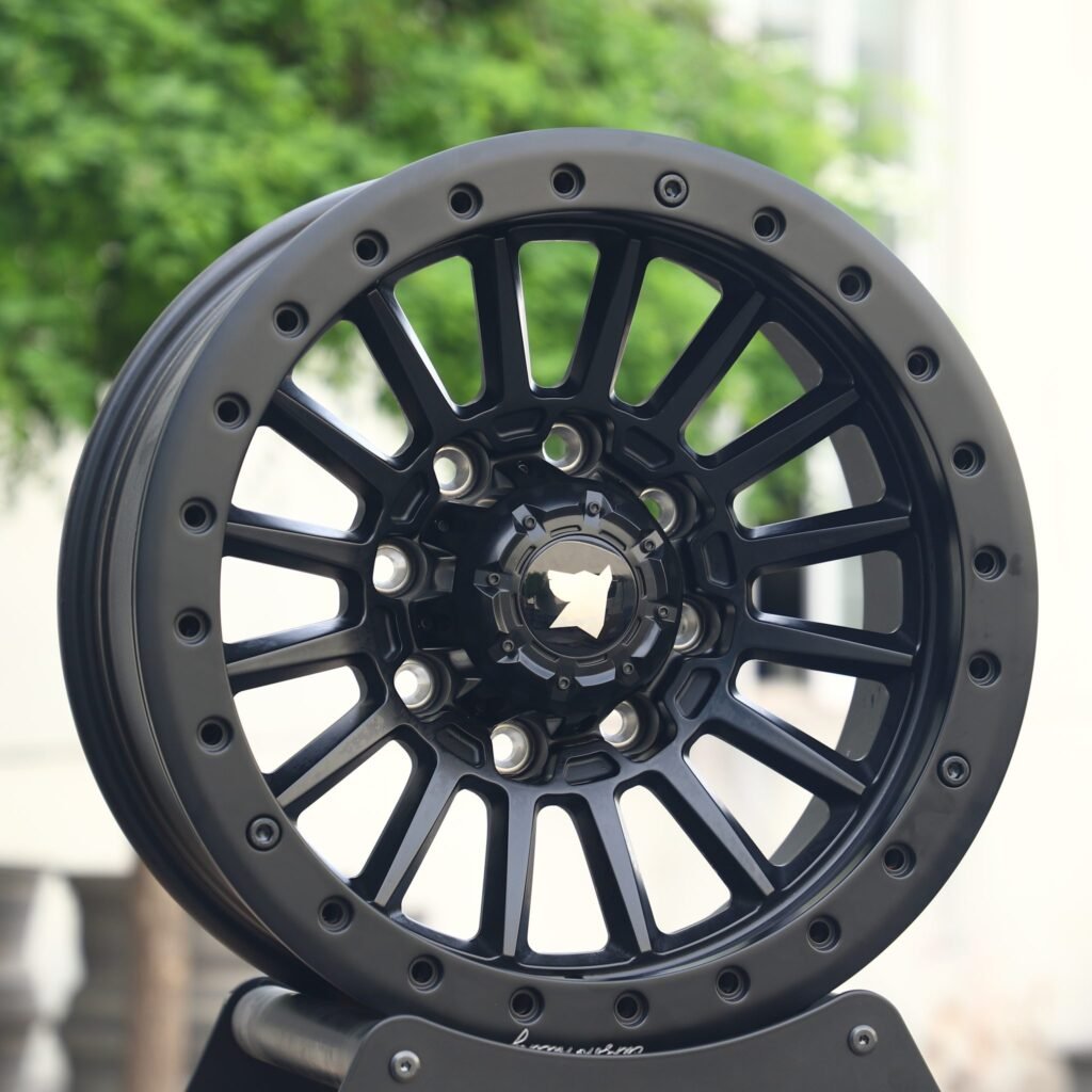 Chevrolet Silverado 2500HD wheels – Custom Finish 16-Spoke, angled view