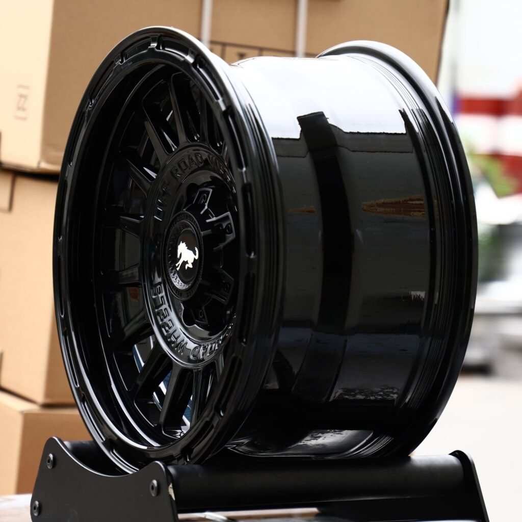 6x135 wheels – Custom Finish 16-Spoke Deep Lip (Ford Mustang OEM-Style), side view