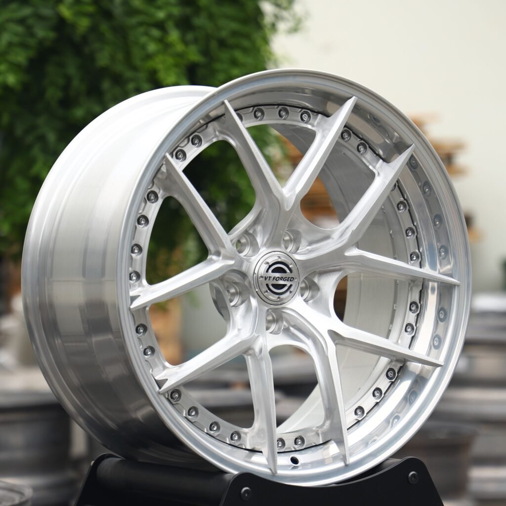 BMW 5 Series wheels – Custom Finish 2-Piece 5 Y-Spoke, angled view