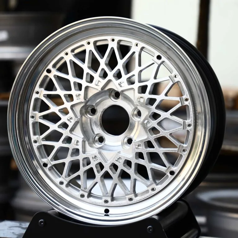 Audi A6 / BMW 5 Series Forged Wheels – Silver Lattice Mesh 2-Piece Polished Lip, front view