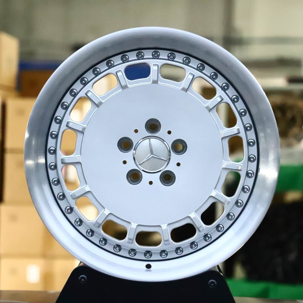 Mercedes-Benz S-Class wheels – Custom Finish 2-Piece Full-Face Machined Lip Mirror Polished, front view