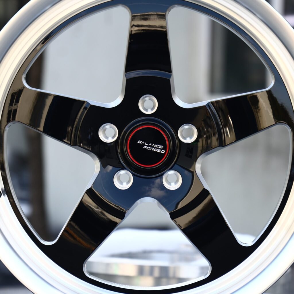 Dodge Challenger wheels – Custom Finish 5-Spoke Deep Lip Mirror Milled, lip and barrel detail