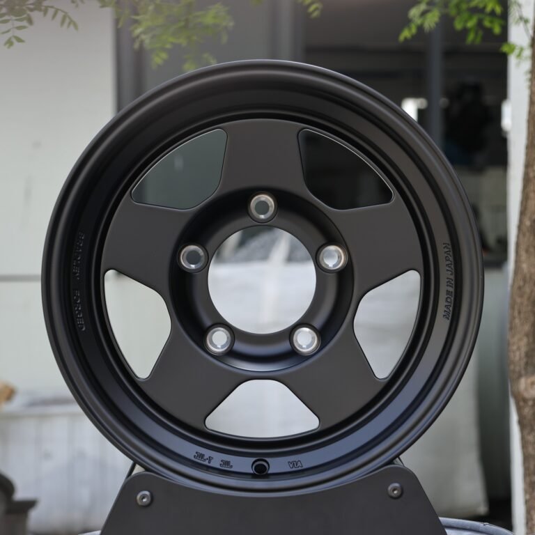 Toyota 4Runner wheels – Custom Finish 5-Spoke Deep Lip, front view