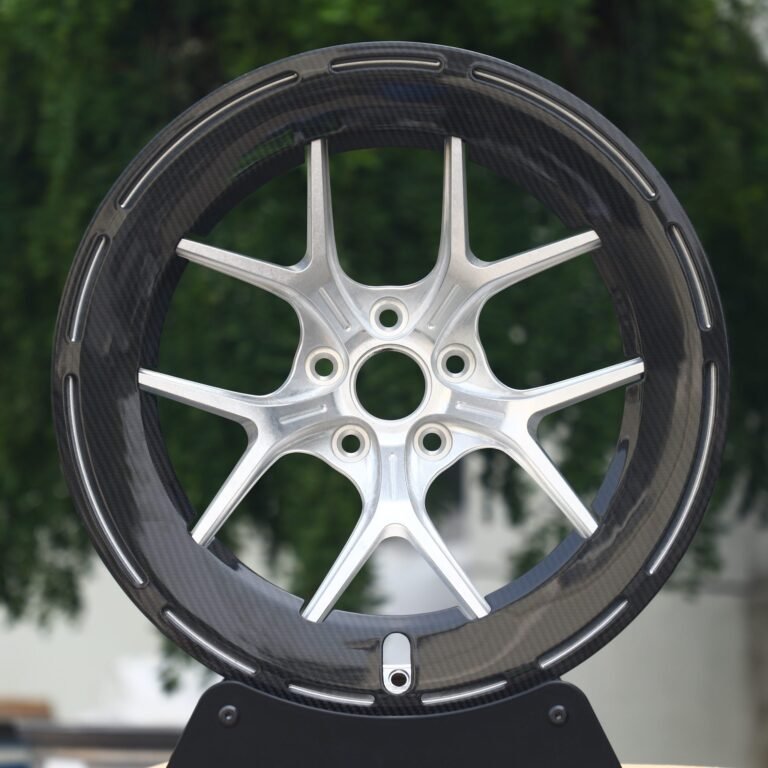 Porsche 911 wheels – Custom Finish 5 Y-Spoke Carbon Fibre, front view