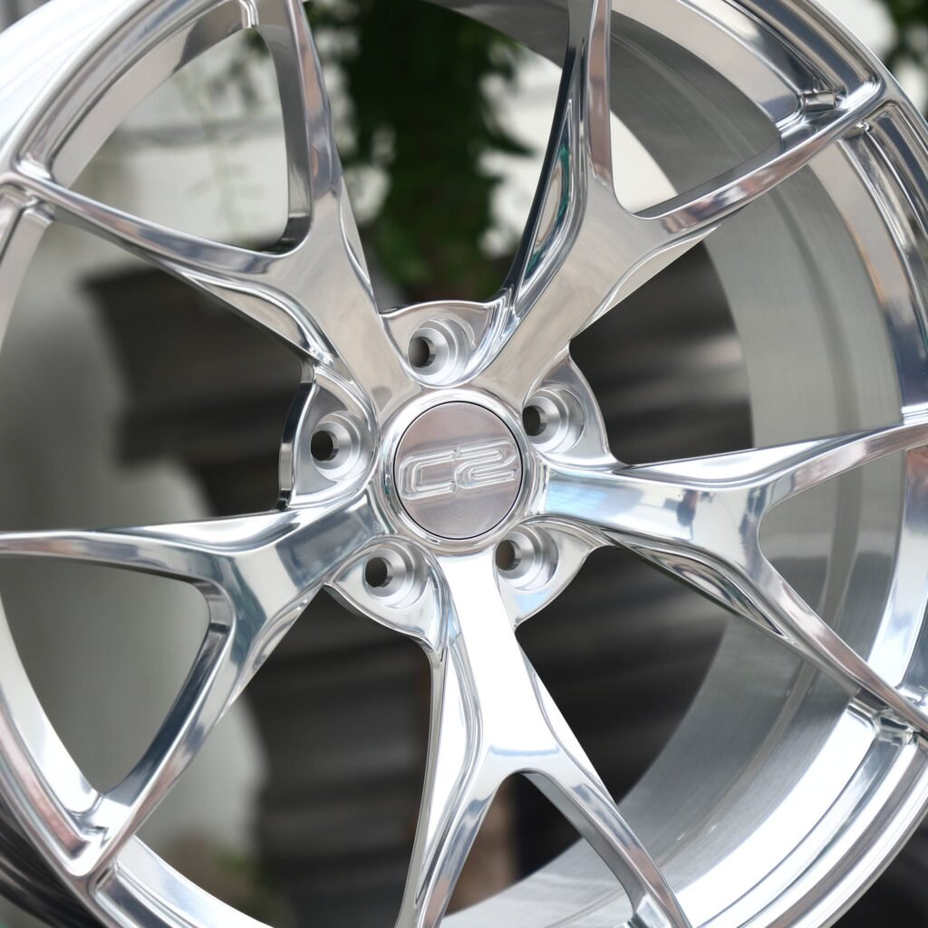 Audi A4 B9 wheels – Custom Finish 5 Y-Spoke Polished, lip and barrel detail