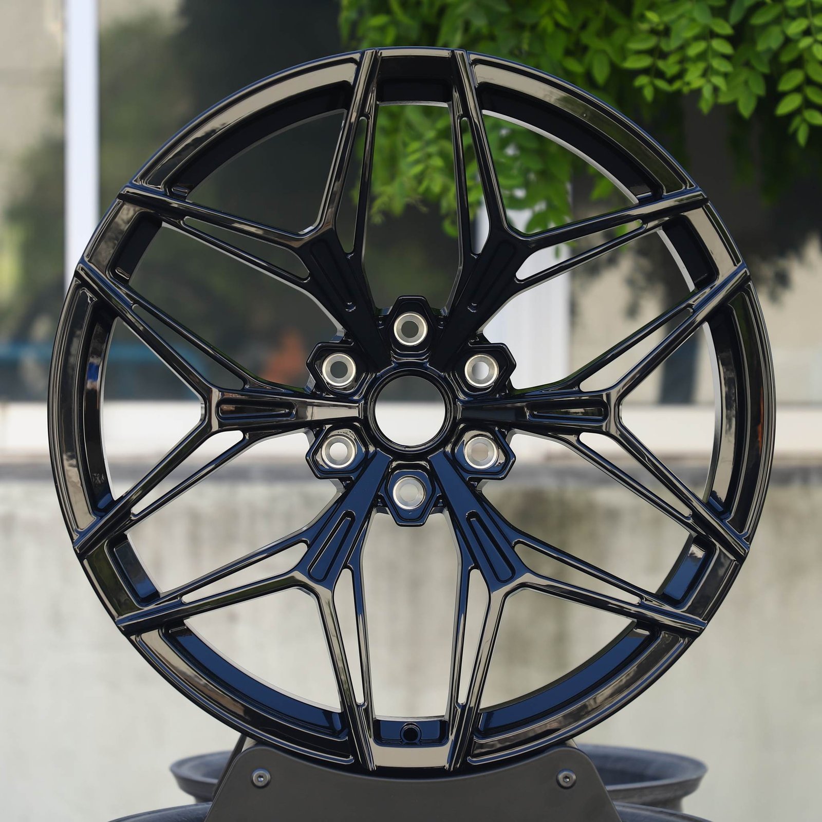 Toyota 4Runner wheels – Custom Finish 6-Spoke Side-Milled Mirror Milled, front view