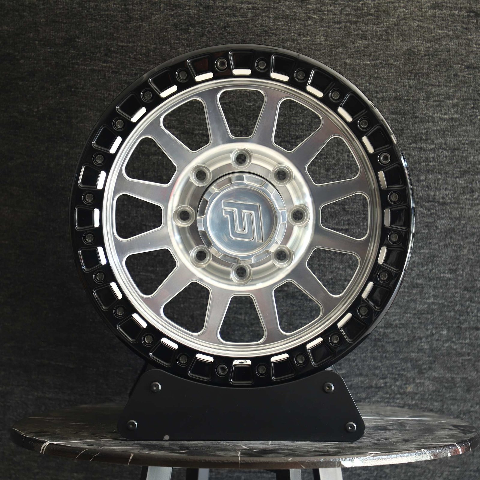 Tank 300 wheels – Custom Finish Beadlock (Tank OEM-Style), front view