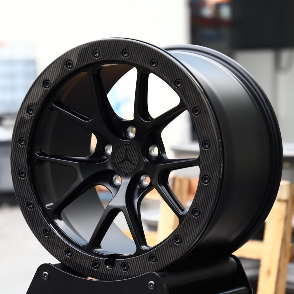 Mercedes-Benz GLE wheels – Custom Finish Carbon Fibre, angled view