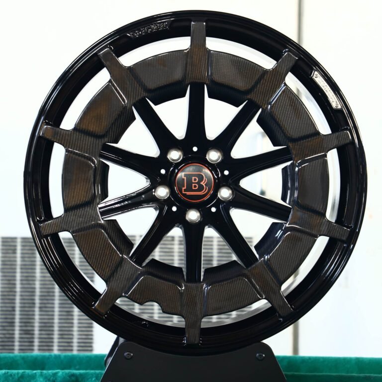 Porsche 911 wheels – Custom Finish Carbon Fibre, front view