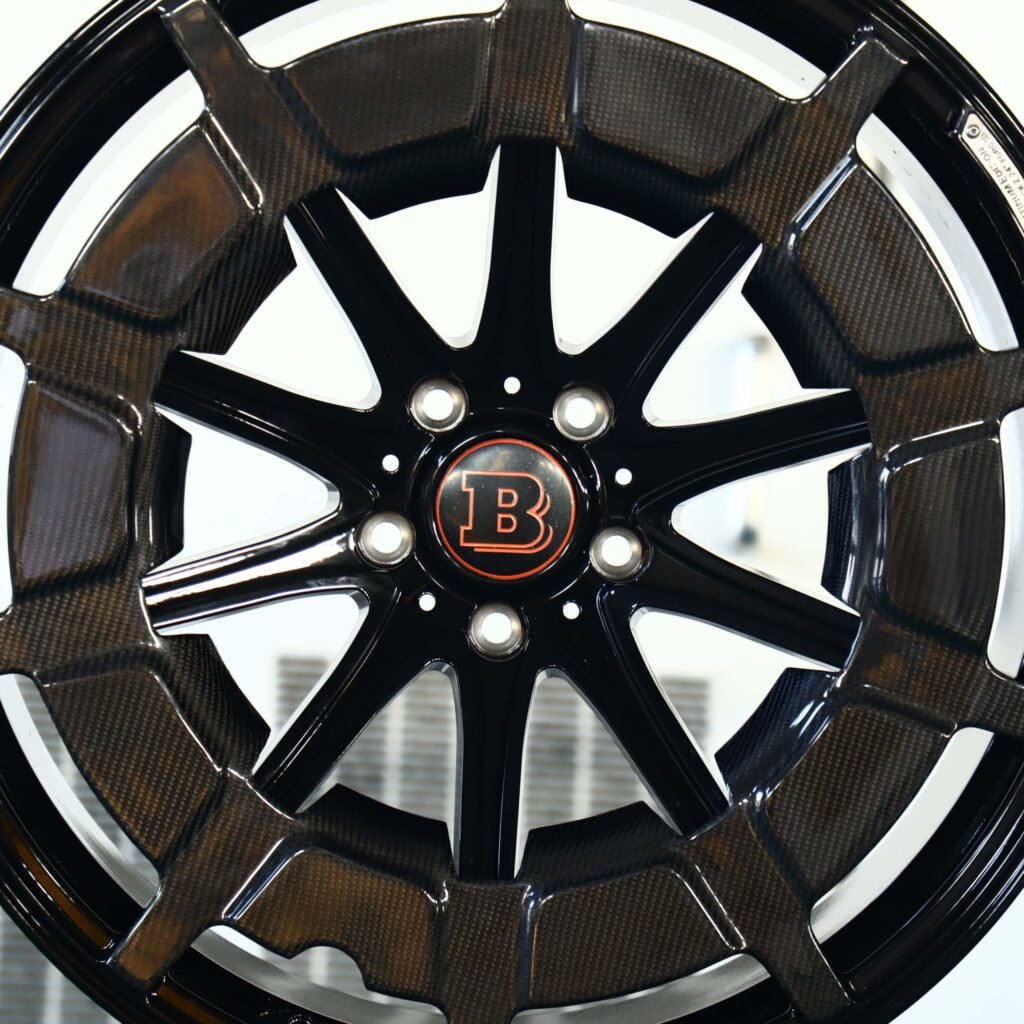 Mercedes-Benz E-Class W213 wheels – Custom Finish Carbon Fibre (Brabus-Style), lip and barrel detail
