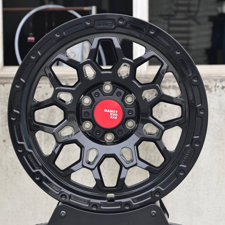 Toyota 4Runner wheels – Custom Finish Deep Lip Exposed Bolt Detail, front view