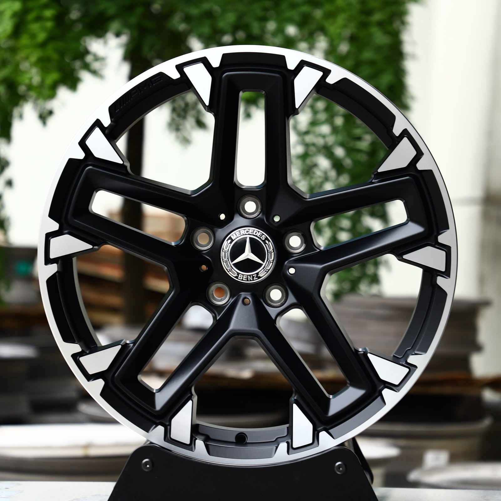 Mercedes-Benz E-Class W213 wheels – Custom Finish Double 5-Spoke Machined Face (Mercedes-Benz OEM-Style), front view
