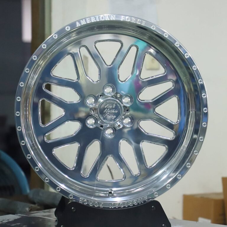 Toyota 4Runner wheels – Custom Finish H-Type, front view