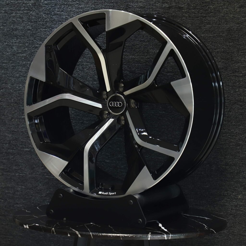 Audi RS3 8Y wheels – Custom Finish Machined Face, lip and barrel detail