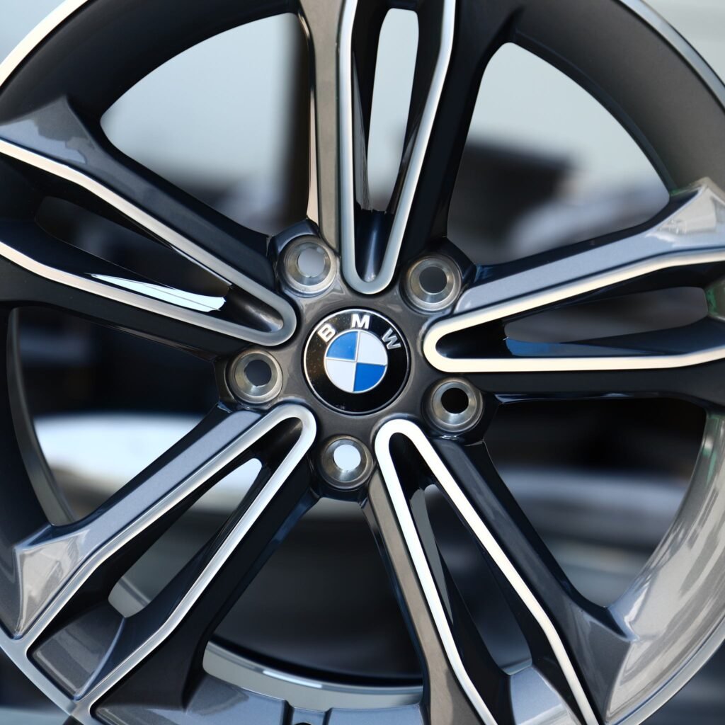 BMW M4 F82 wheels – Custom Finish Machined Face, lip and barrel detail