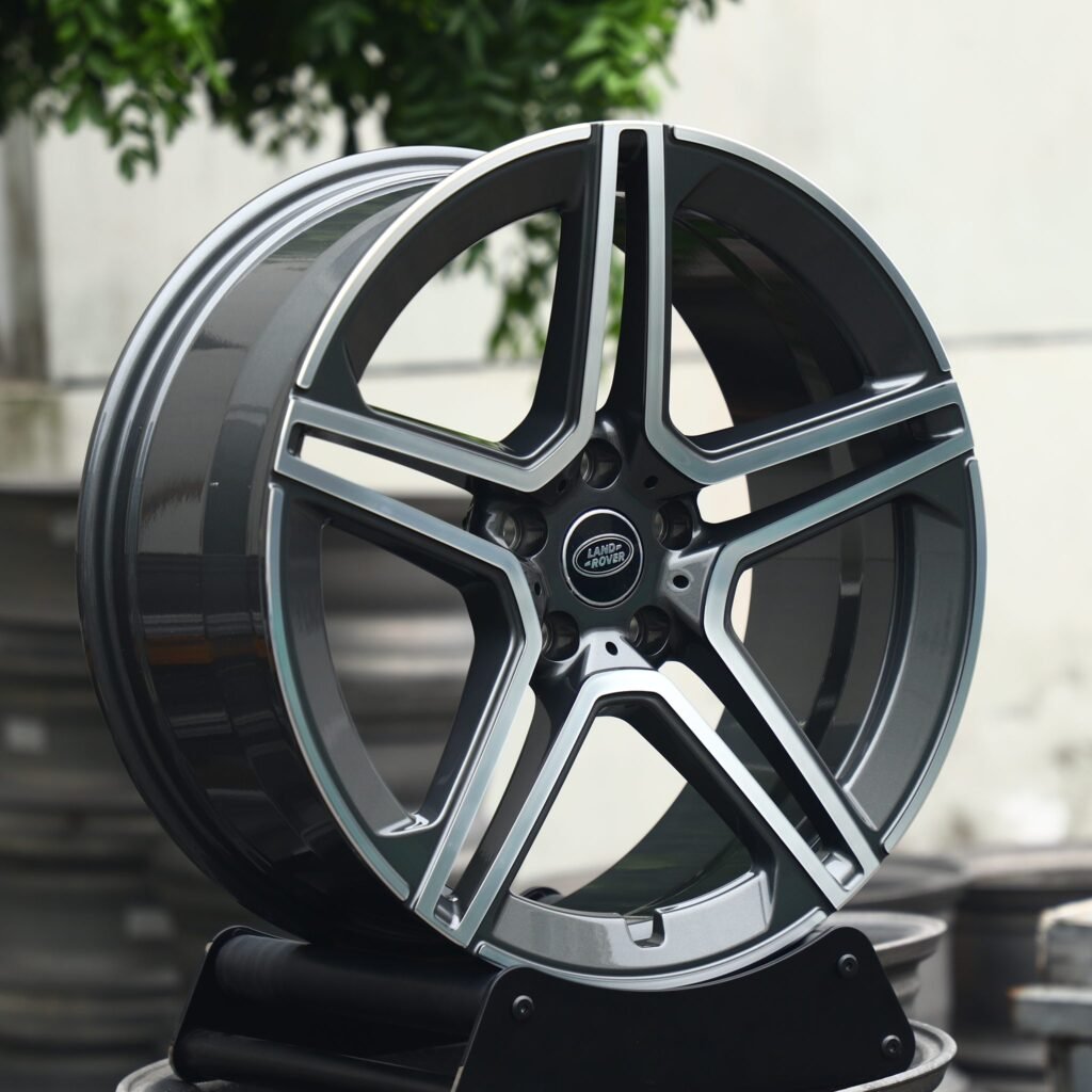 Land Rover Defender wheels – Custom Finish Machined Face, angled view